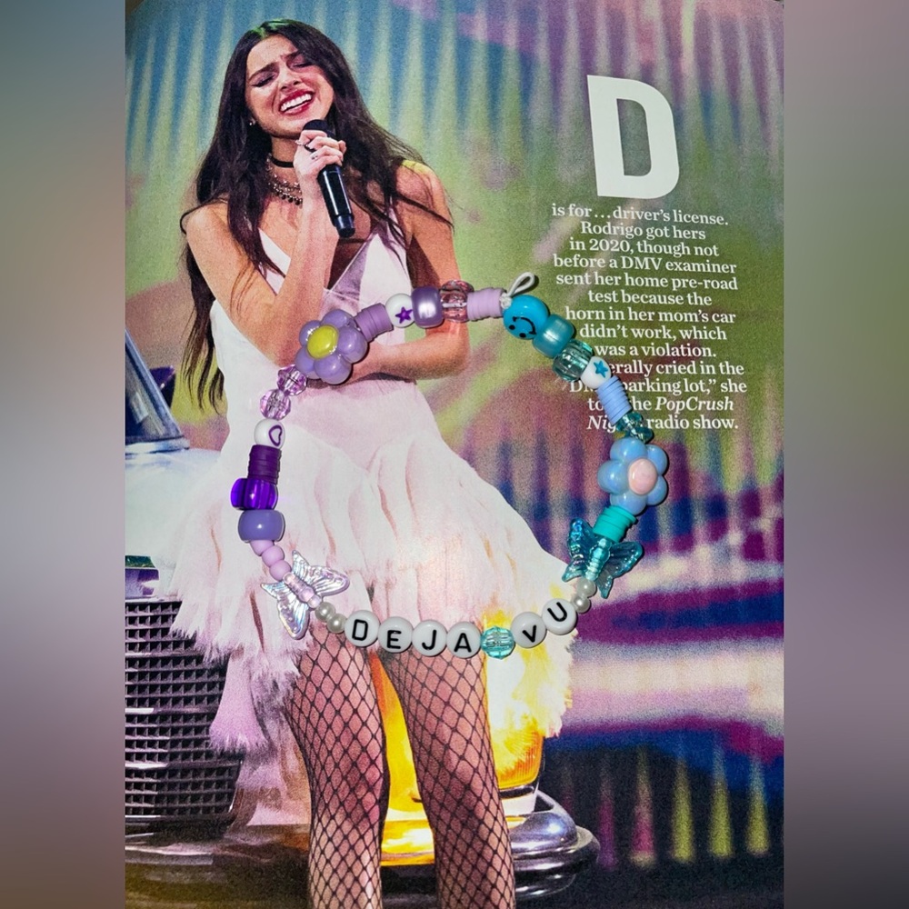OLIVIA RODRIGO Anklet/Keychain *Deja Vu* STRETCHY